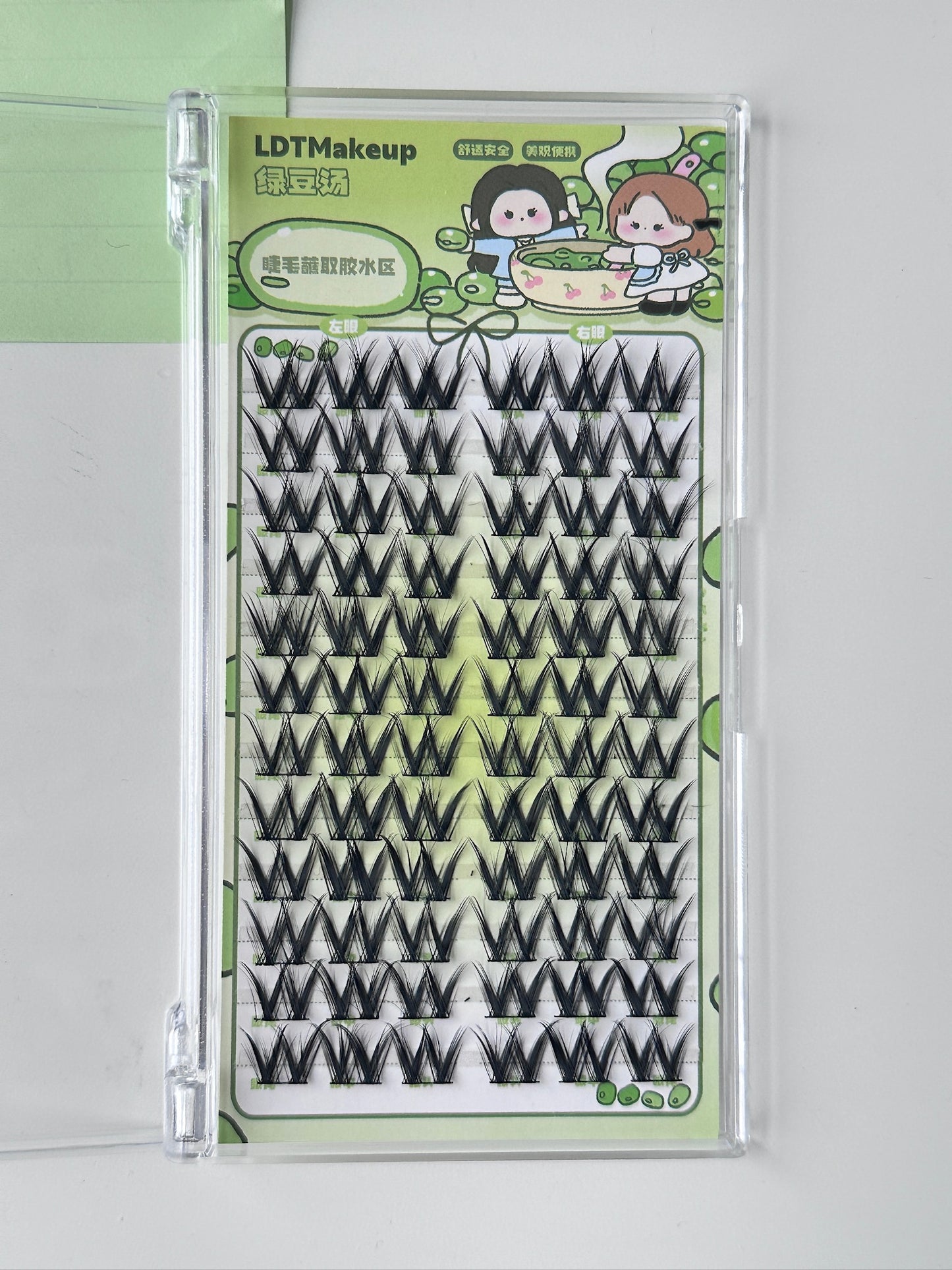 72 件 W 款假睫毛